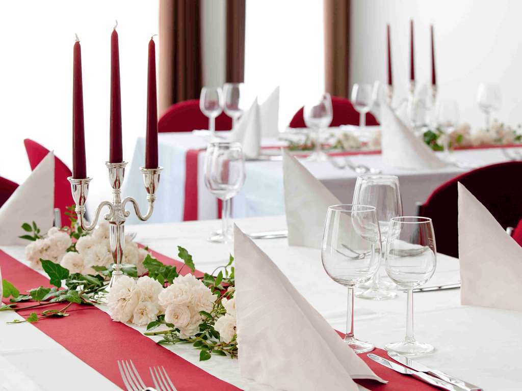 B&B Hotel Muenchen-Schwabing Restaurant bilde